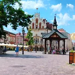 Apartman 8 Pietro Self Check-in, Parking Rzeszów
