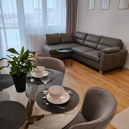 8 Pietro Self Check-in, Parking Apartment *