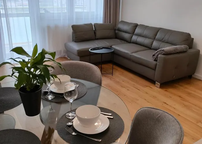 8 Pietro Self Check-in, Parking Lägenhet *