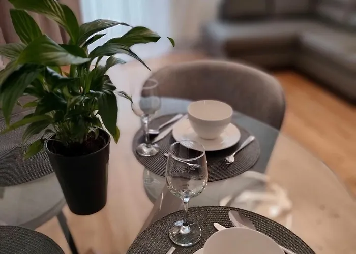 8 Pietro Self Check-in, Parking Apartment *