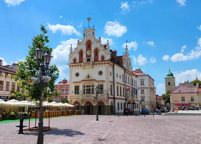 Apartment 8 Pietro Self Check-in, Parking Rzeszow